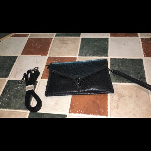 Black clutch - Picture 1 of 2